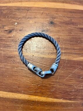Sailormade Single Wrap Gray Bracelet with Stainless Steel Brummel Hook